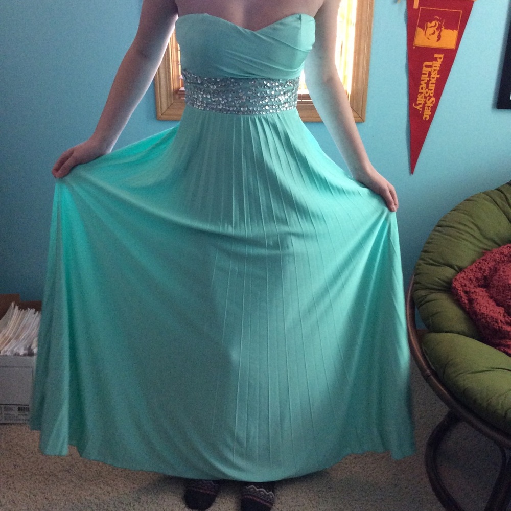 Flor length dress